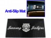 http://https://mocubo.es//p/11432-alfombrilla-antideslizante-para-coche.html