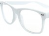 http://https://mocubo.es//p/14005-gafas-de-pasta-unisex-blanco.html